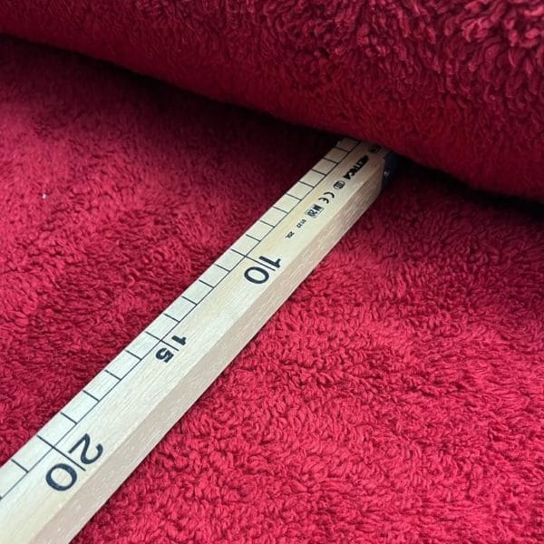 Fourrure de coton bio rouge Dahlia